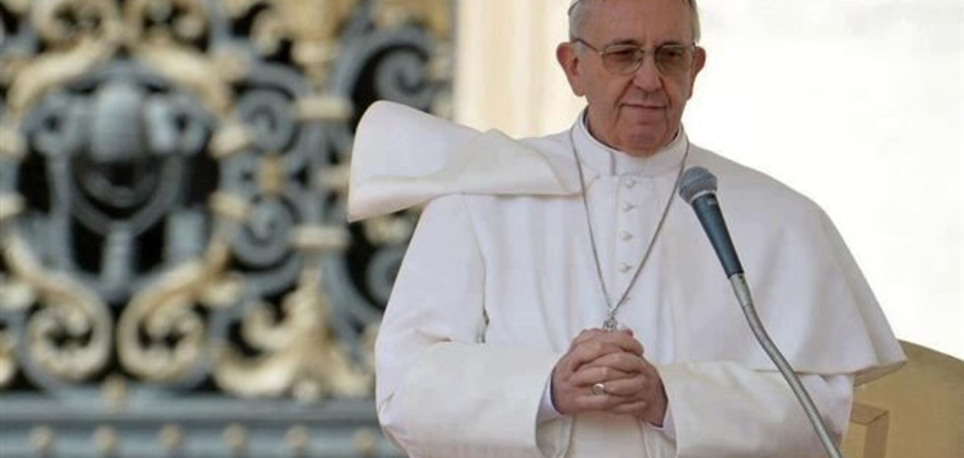 Папа Франциск призвал к миру в Украине