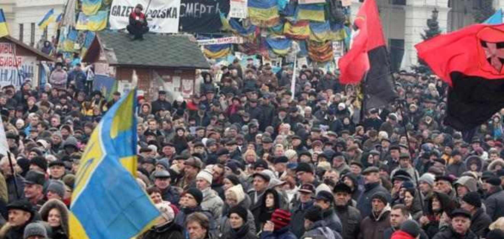 На Майдане в 19:00 состоится информационный митинг