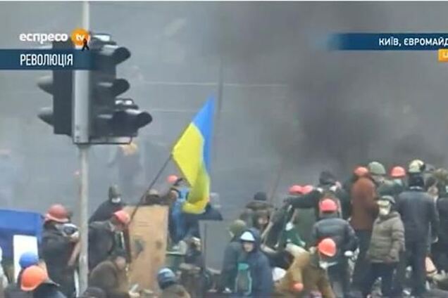 Милиция дала демонстрантам час на прекращение беспорядков