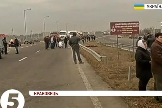 Протестувальники заблокували три КПП на кордоні з Польщею