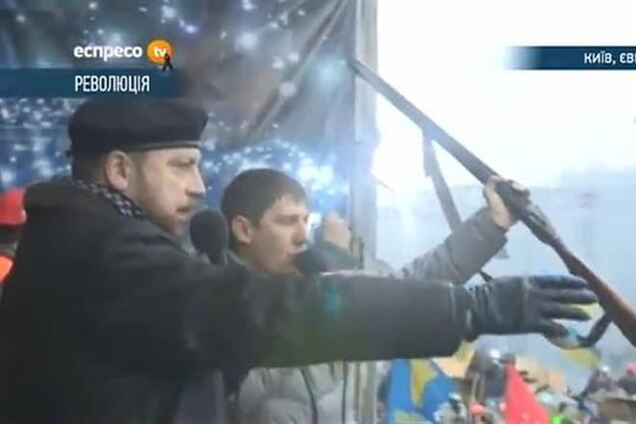 'Беркут' стрелял по митингующим из охотничьего ружья