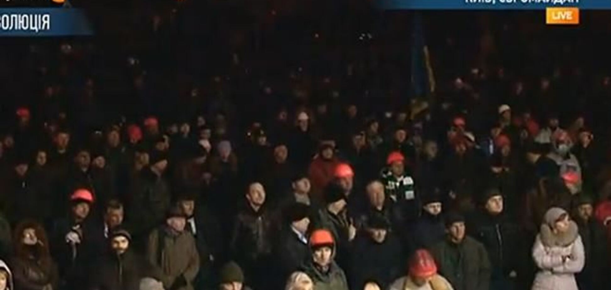 На Майдане находится около 10 тысяч человек