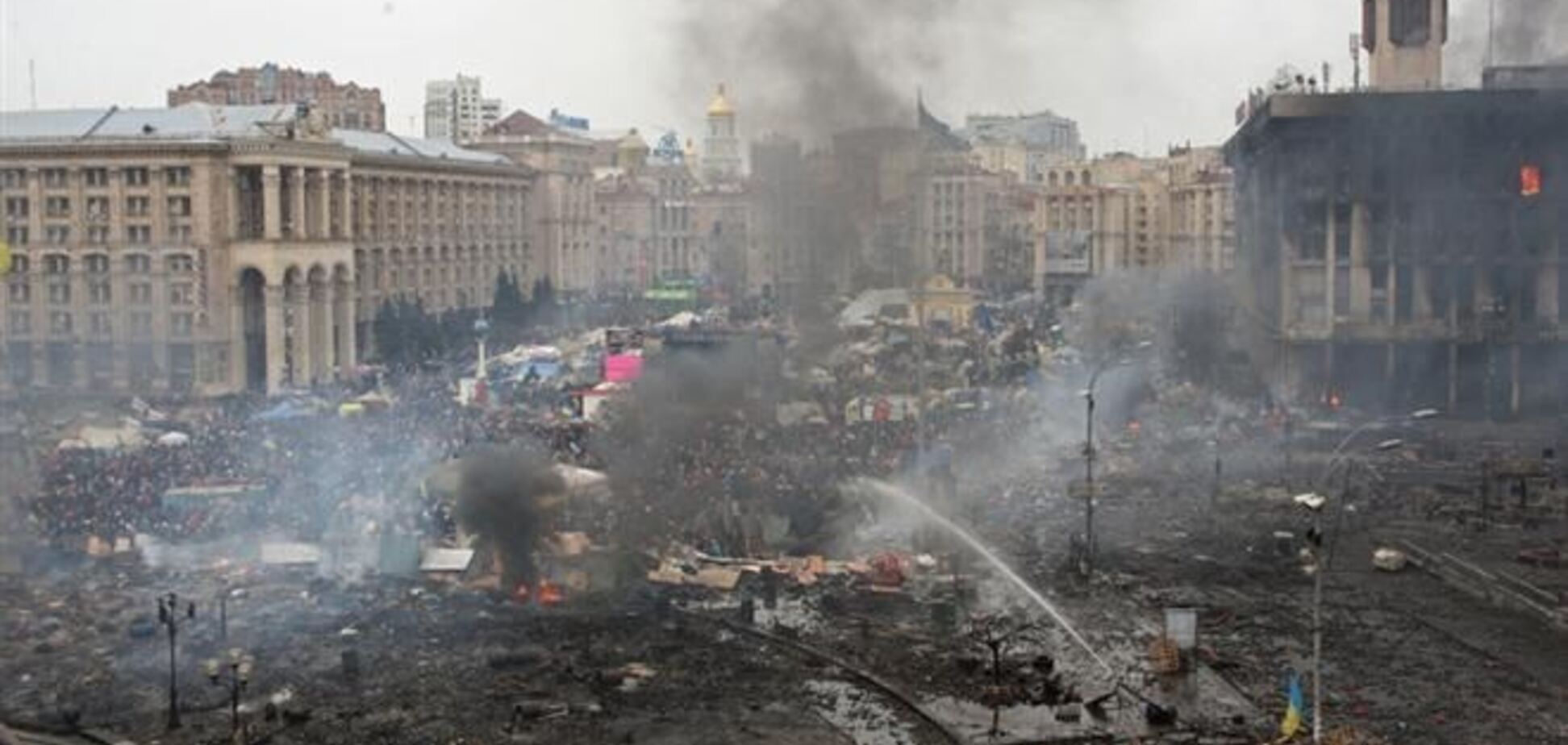 На Майдані снайпер поранив 20 правоохоронців - МВС 