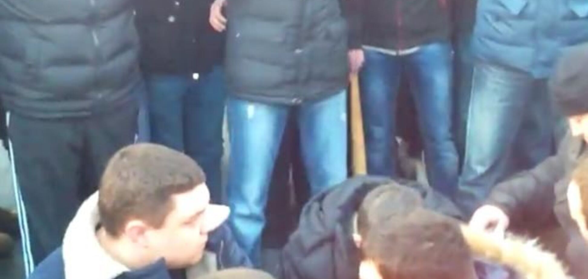 Активисты задержали 'титушек' с пропиской в общежитии для бойцов 'Беркута'