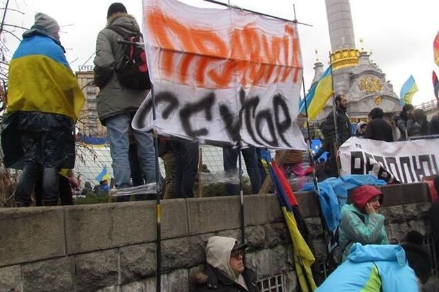 Правый сектор: мы не сдадим оружие и готовы взять ответственность за дальнейшую революцию