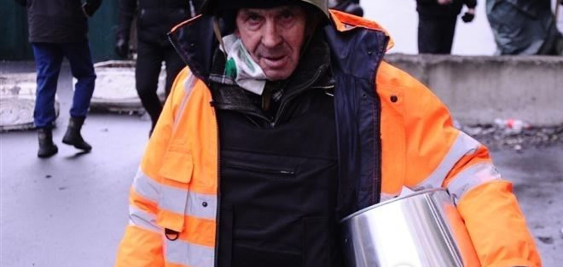 Лица и маски Евромайдана. Ч. 8: милиция, активисты и пленные