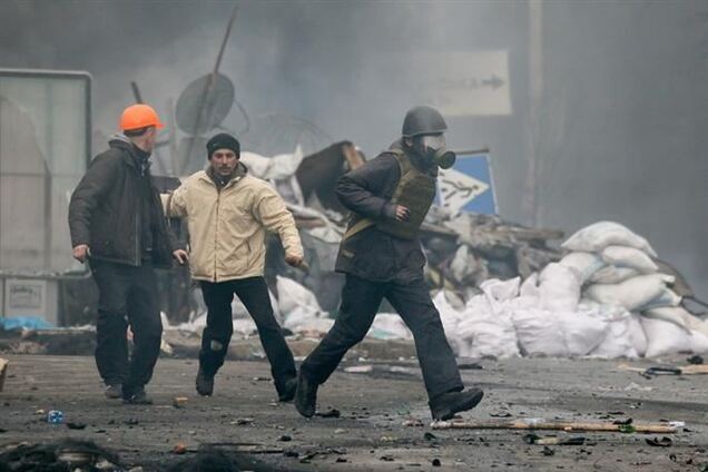 Нардеп: у нас є відео, де видно, як снайпер у формі 'Беркута' стріляє по 'Беркуту'