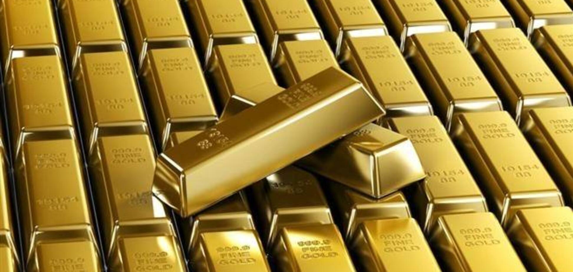 Курс золота НБУ растет