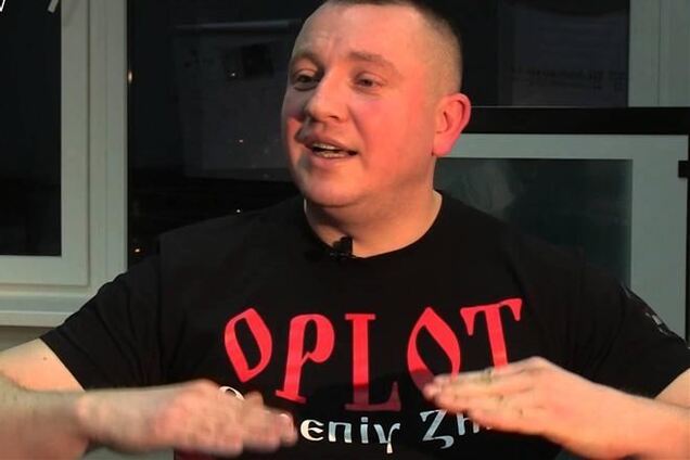 Харьковский 'Оплот' попросил у депутатов оружие