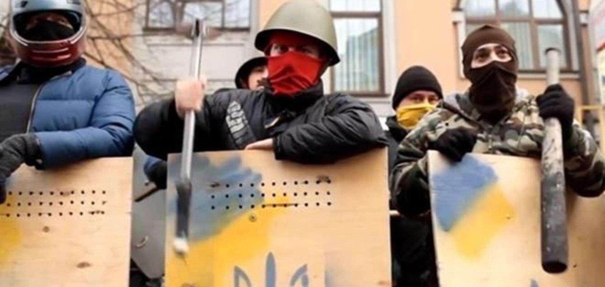 Возле Рады дежурит Самооборона Майдана