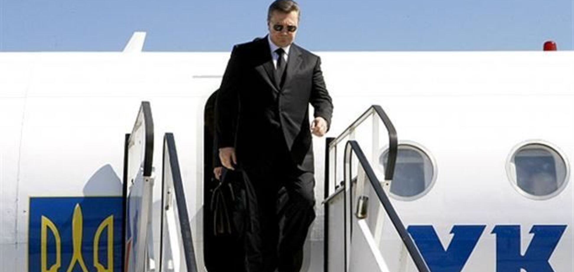 Янукович улетел в Россию – СМИ