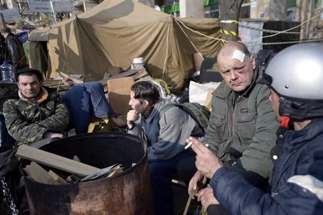 Майдан встретил утро спокойно