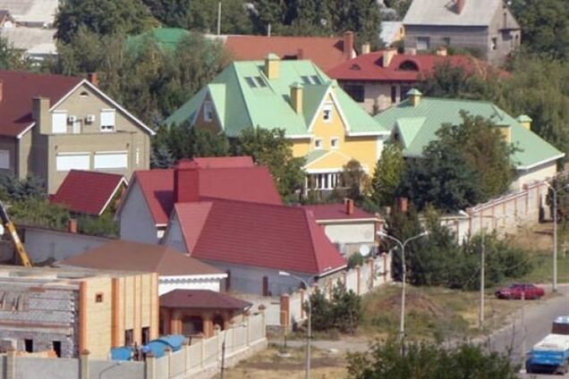 Будинок Януковича в Донецьку взяли під посилену охорону