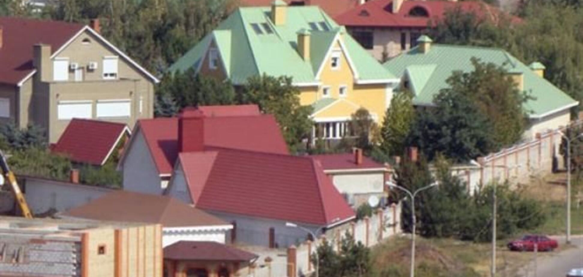 Дом Януковича в Донецке взяли под усиленную охрану