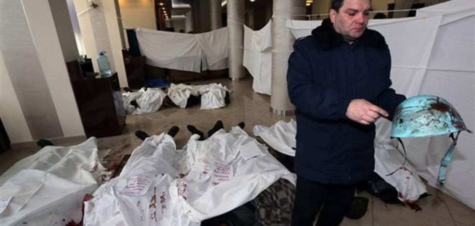 Как умирали герои. Появилось шокирующее видео из медпункта в отеле 'Украина'