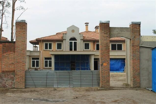 'Мале Межигір'я' Юрія Мірошниченка