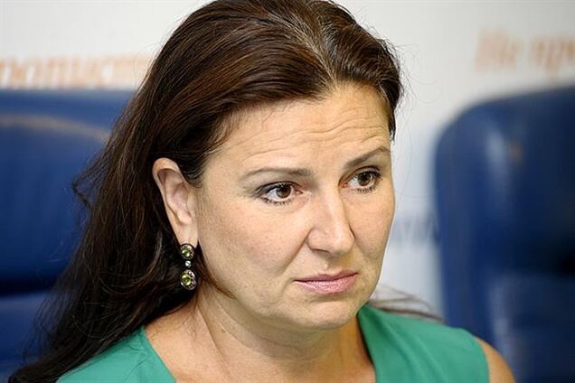 Невідомі пошкодили і пограбували авто Богословської