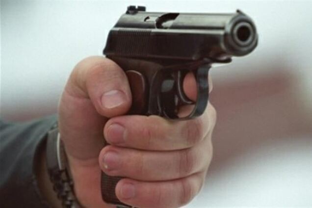 В Ильичевске возле памятника Ленину произошла стрельба: есть раненые