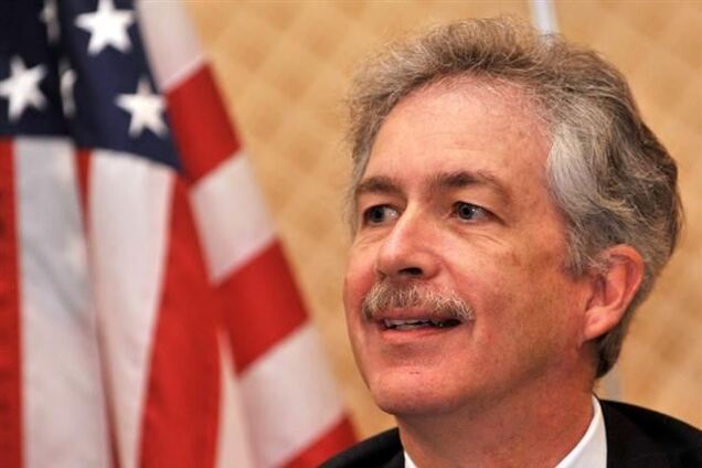 Замгоссекретаря США прилетит в Киев