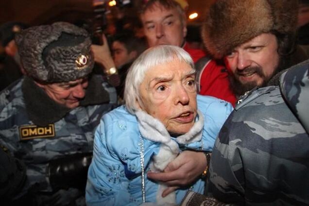 В Москве задержали около 420 человек