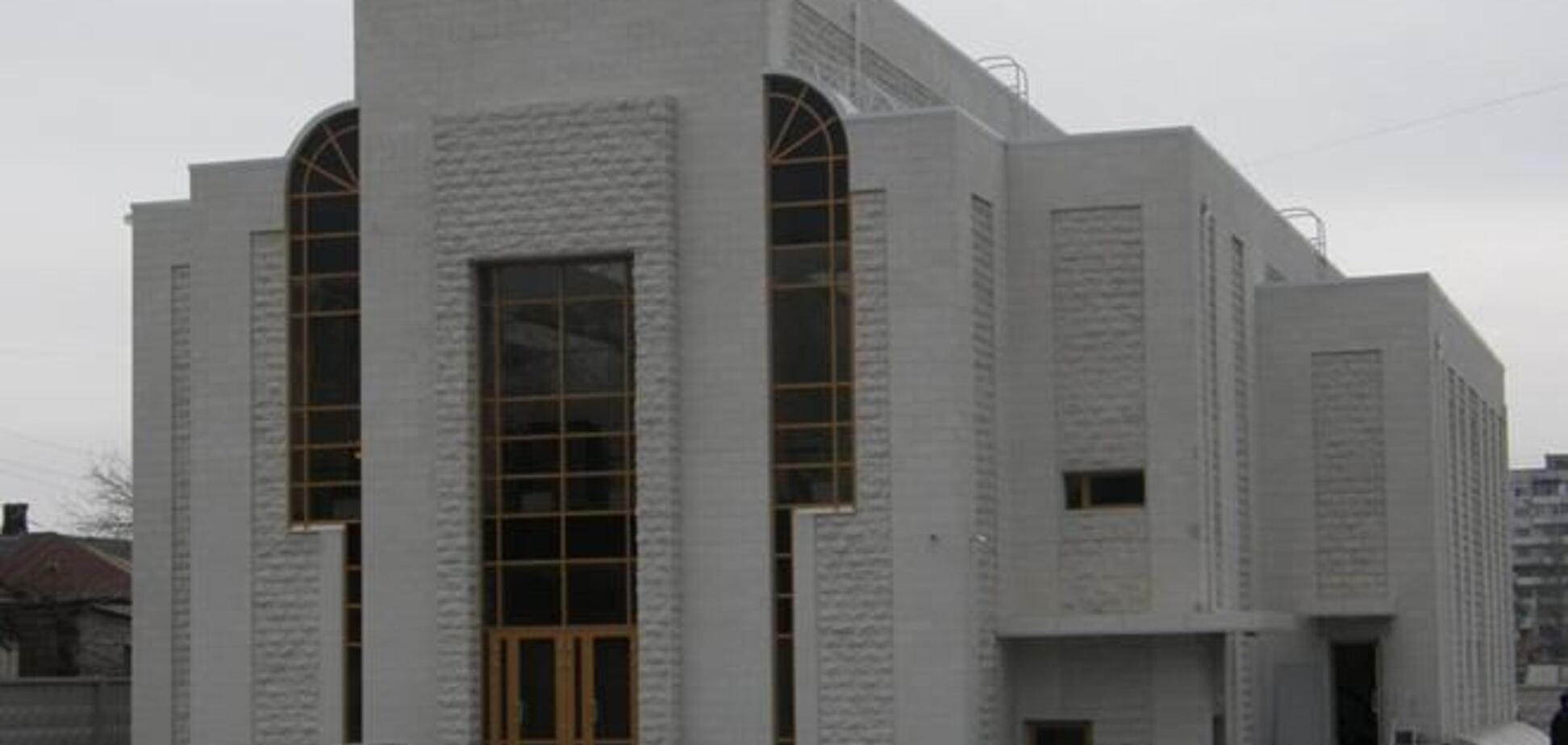 В Запорожье синагогу забросали 'коктейлями Молотова'