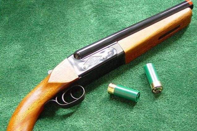 Міліція спільно з самообороною вилучили у киянина обріз