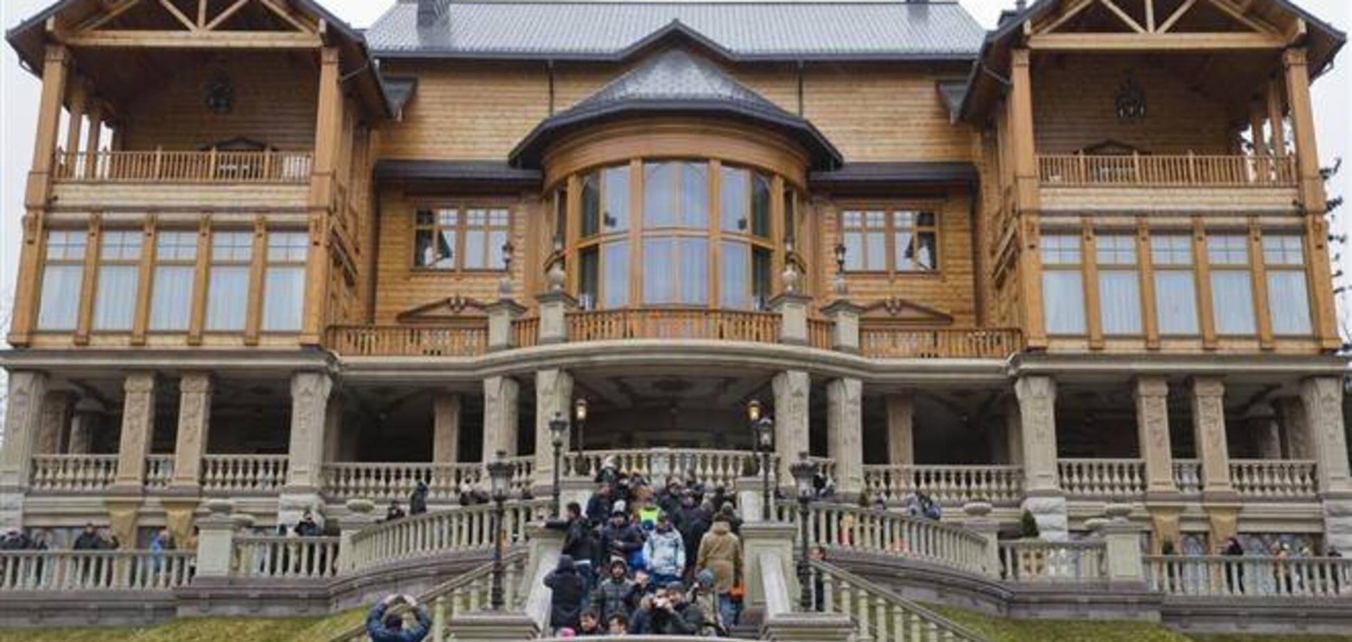 Ще одну резиденцію Януковича відкрили для екскурсій