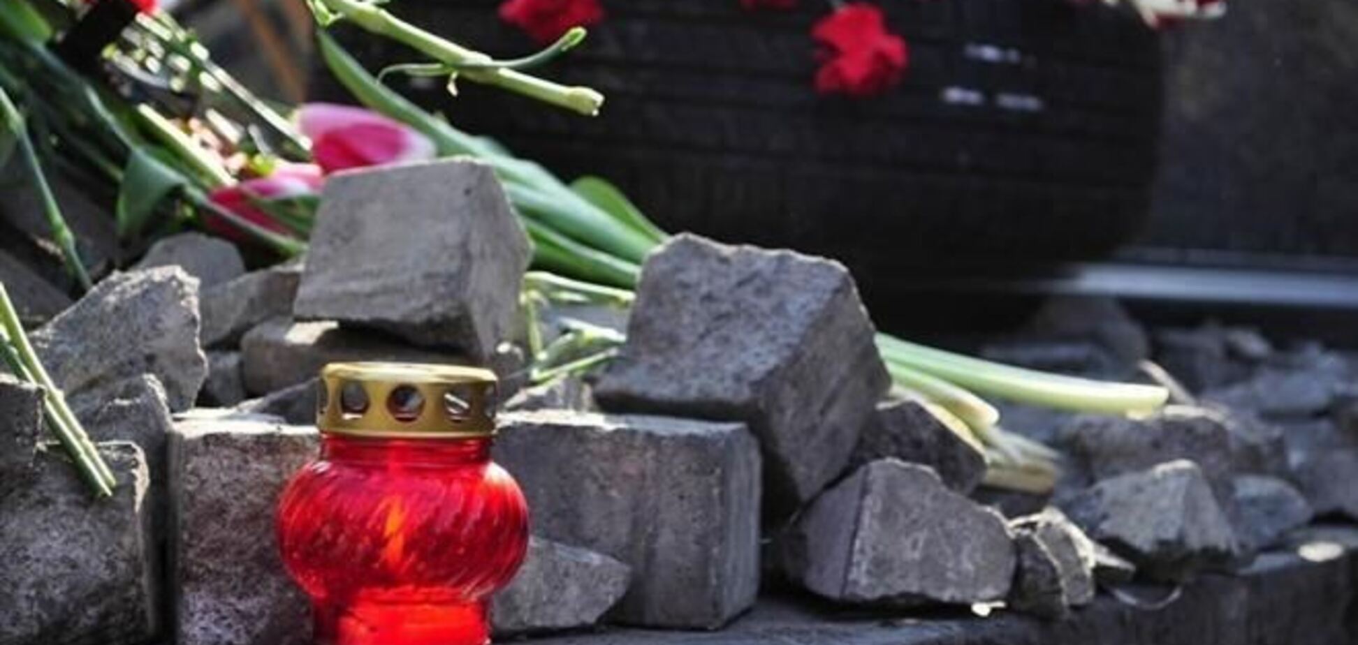 Тела еще четырех погибших на Майдане не могут опознать 