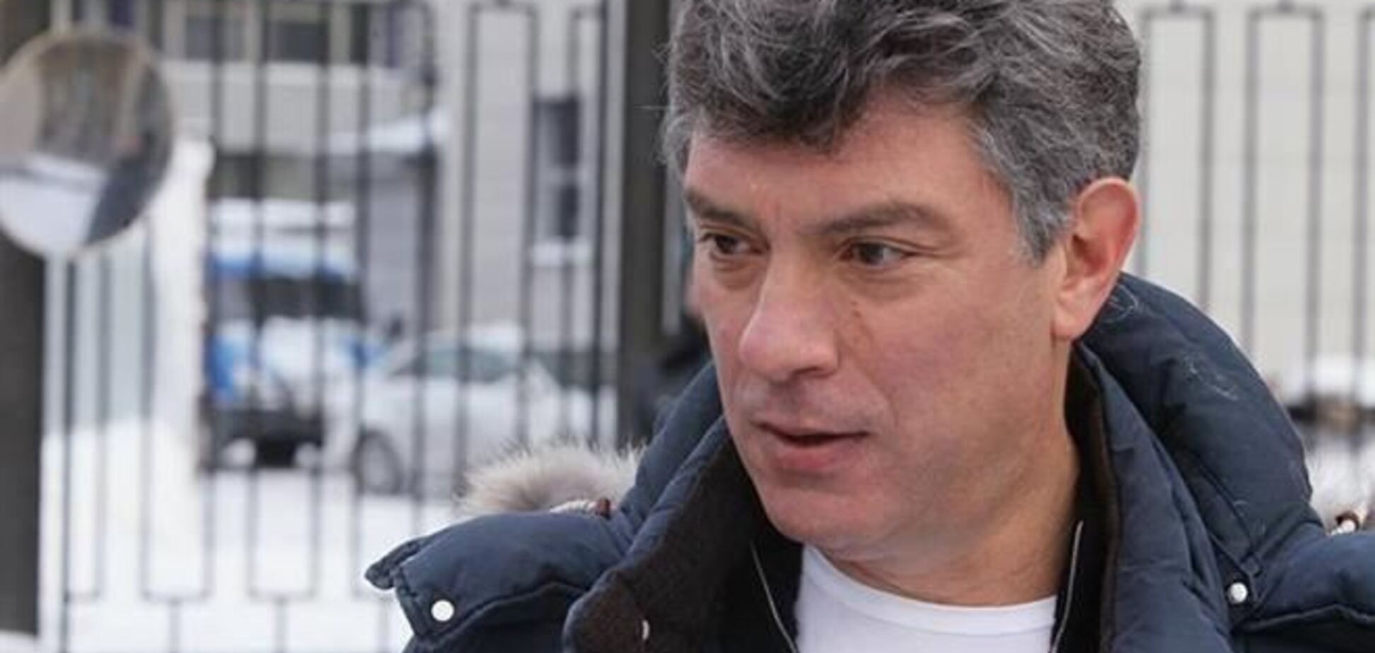 Немцов арестован на 10 суток за общение с соратником и жестикуляцию