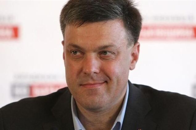 Тягнибок просит украинцев поделиться доказательствами преступлений режима Януковича