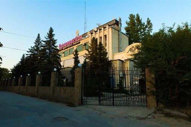 У Криму пошкодили будівлю Чорноморської телерадіокомпанії