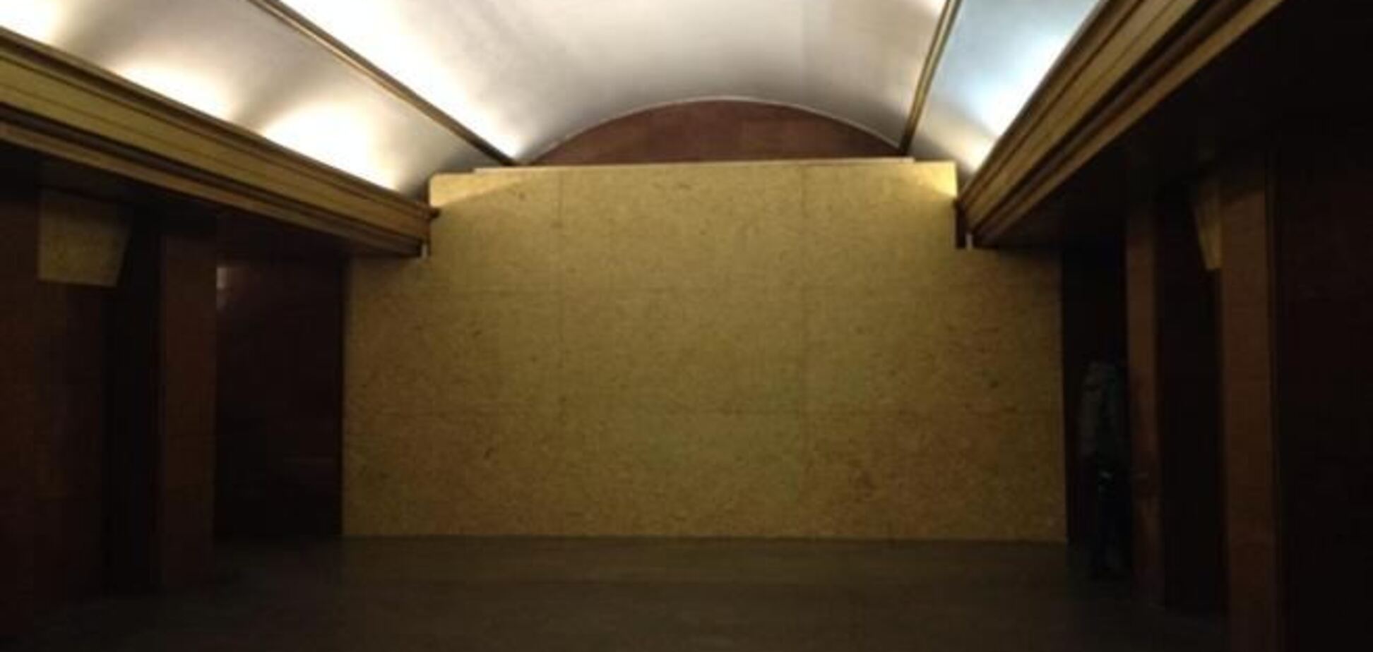 В киевском метро исчез бюст Ленина