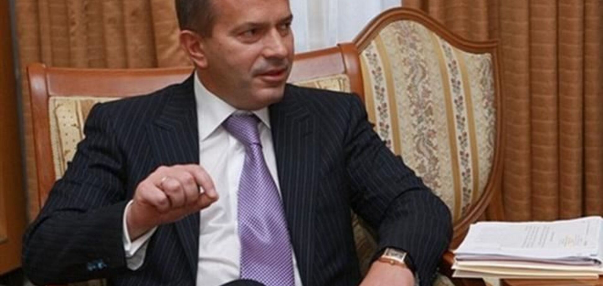 На дом Клюева совершено вооруженное нападение, он ранен - СМИ