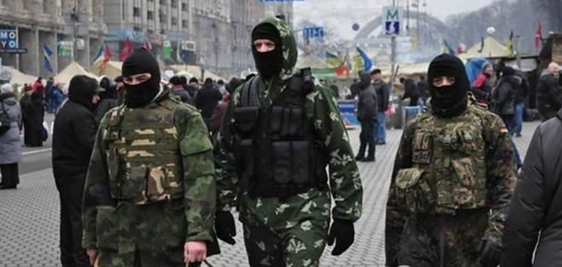 Самооборону Майдана надо заставить снять маски - депутат