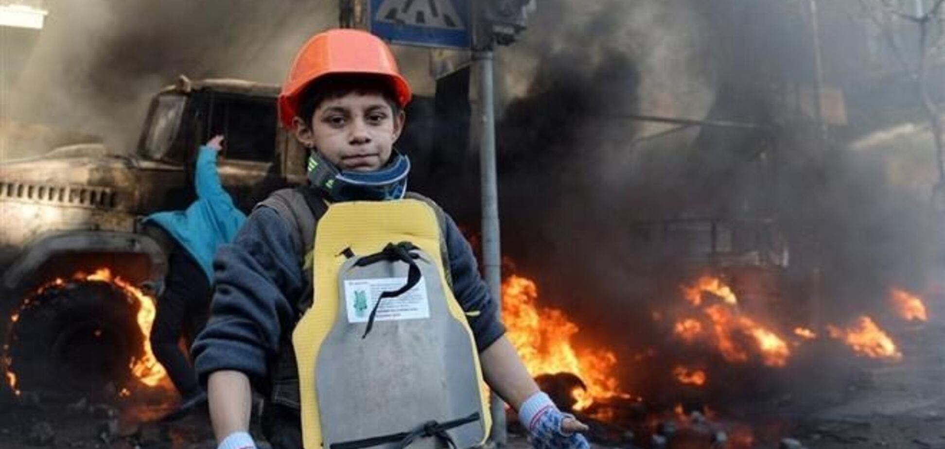 Во время стычек в Киеве ранили 15 детей - Лутковская