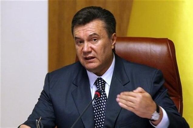 Янукович считает, что юго-восток Украины и Крым поддерживают его
