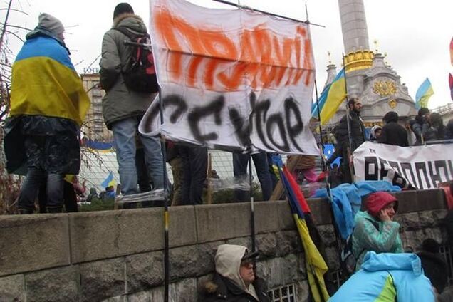 'Правий сектор' пропонує на пост омбудсмена сотника з Майдану