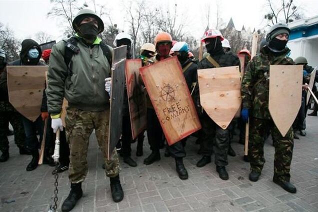 ГолосUa заявляет, что 'Правый сектор' готовится силой захватить их офис