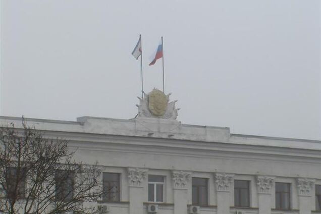 Могилев идет на переговоры с захватившими здания крымских органов власти