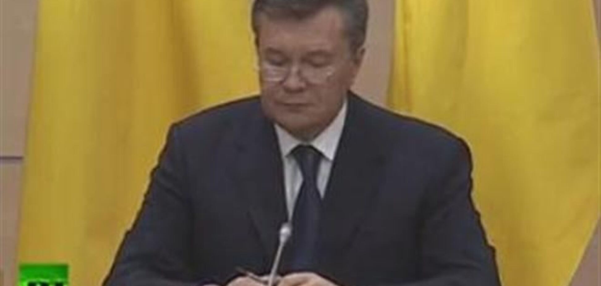 Янукович таки прийшов на прес-конференцію в Ростові 