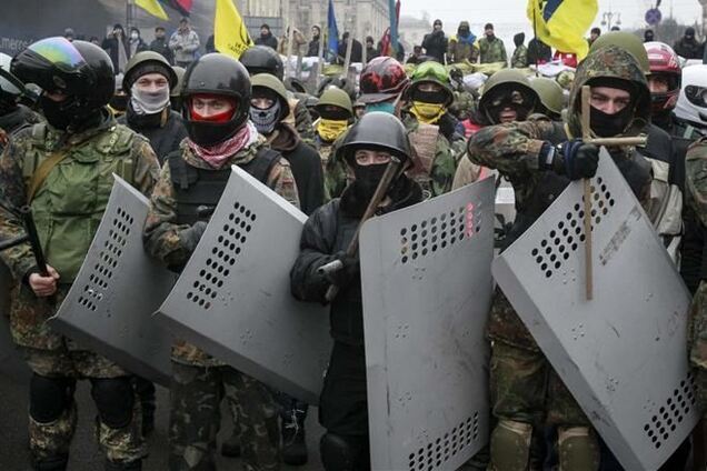 Нардеп предлагает Раде легализовать отряды самообороны Майдана