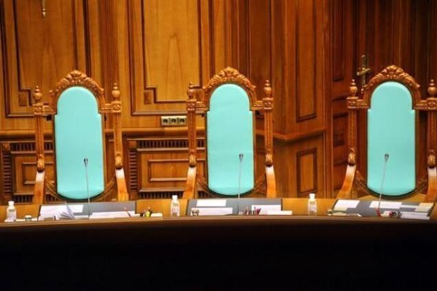 Судьи могут быть уволены только с соблюдением закона - Кивалов