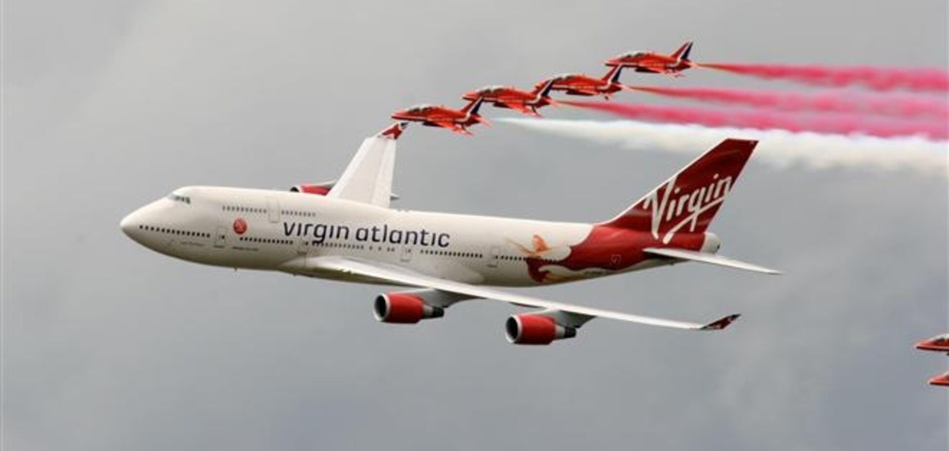 Британская авиакомпания сняла рекламу про детей-супергероев