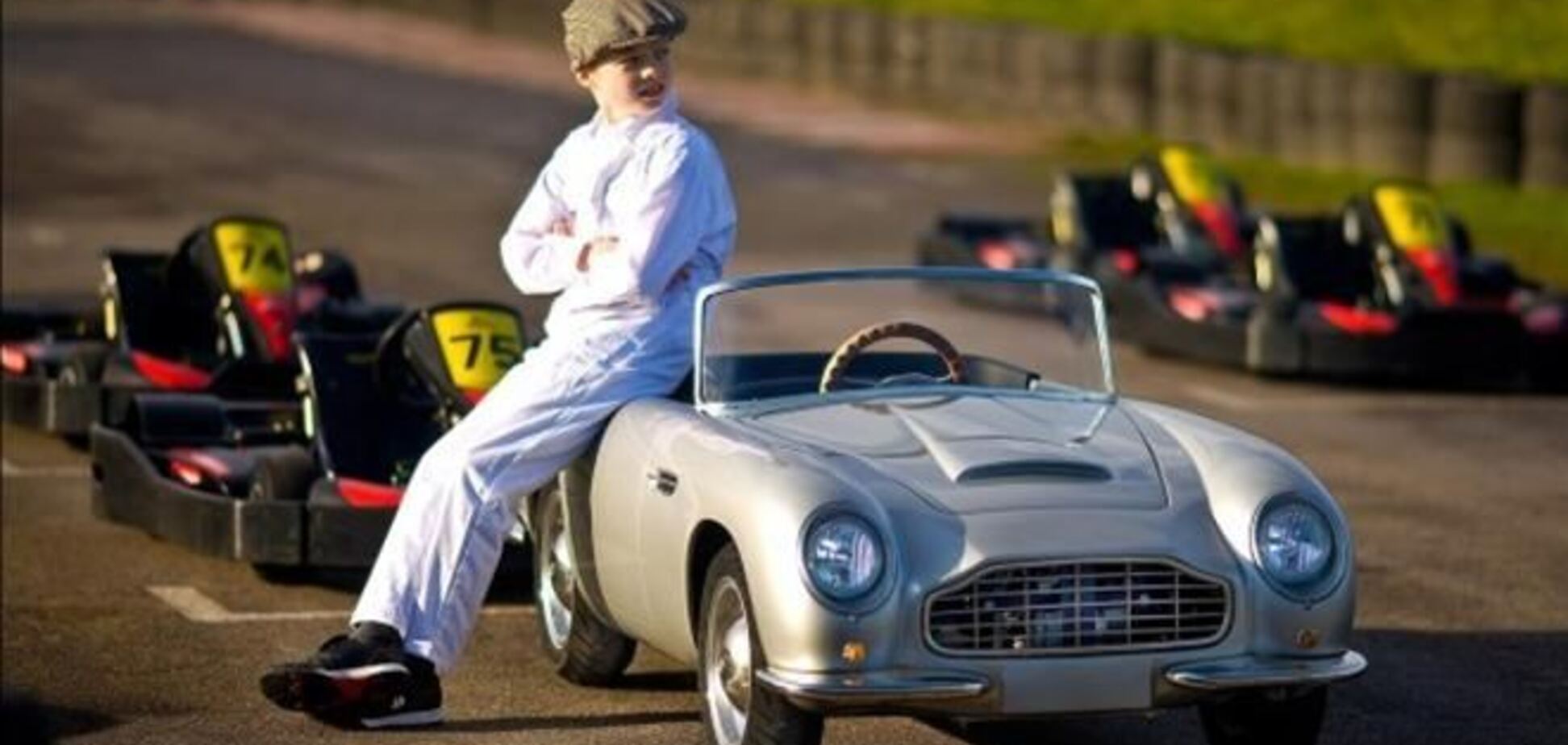 В продаже появился детский автомобиль премиум-класса за 20 тыс. евро