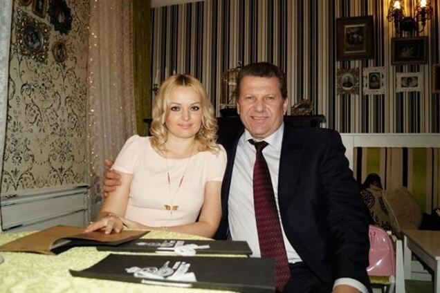 Нардеп-ударовец Куницын женился на молодой любовнице