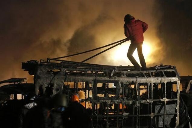 Суд пом'якшив запобіжний захід ще двом 'в'язням Грушевського'