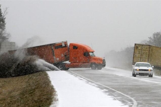 Сложные погодные условия на юго-востоке США