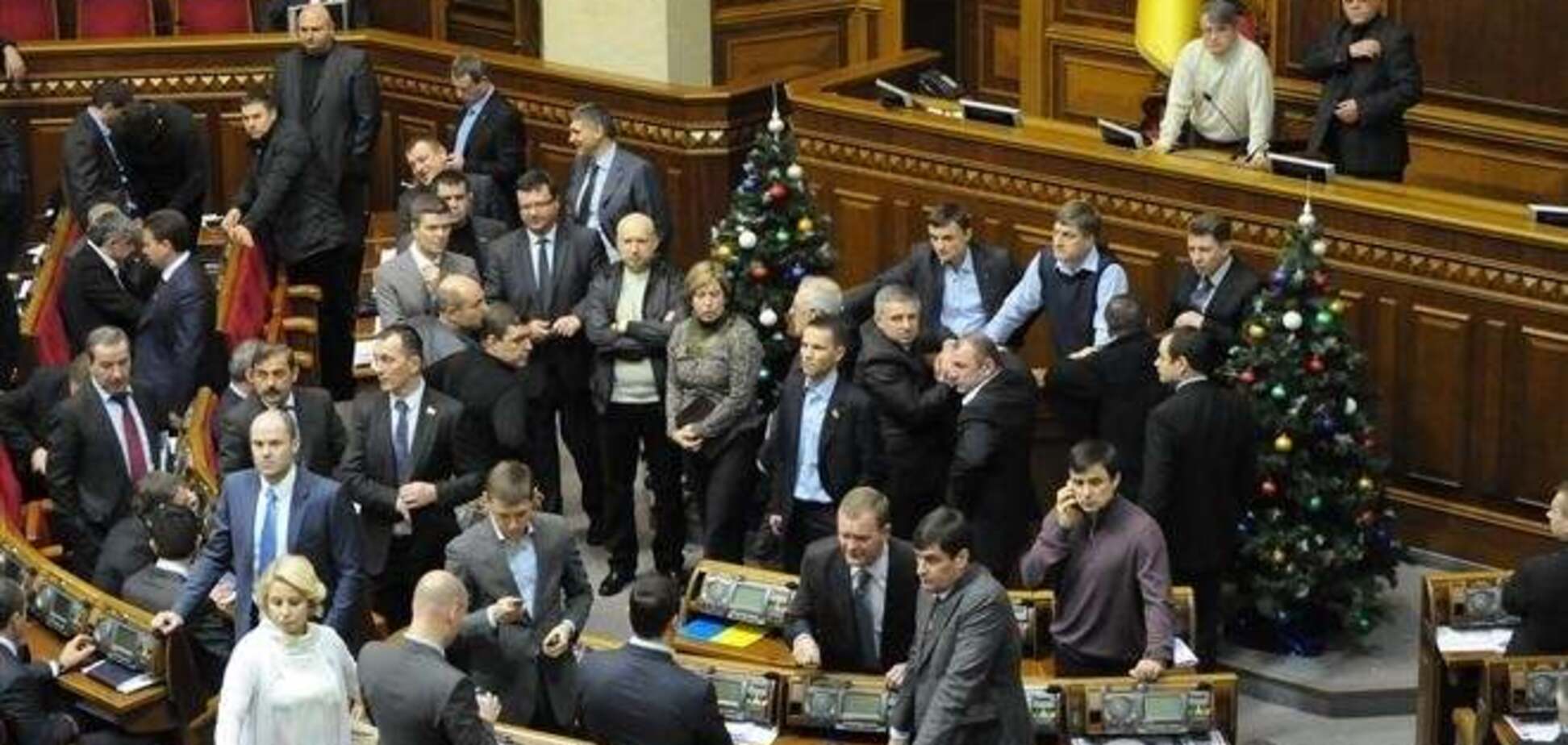 Законы от 16 января утратили силу 2 февраля – Минюст