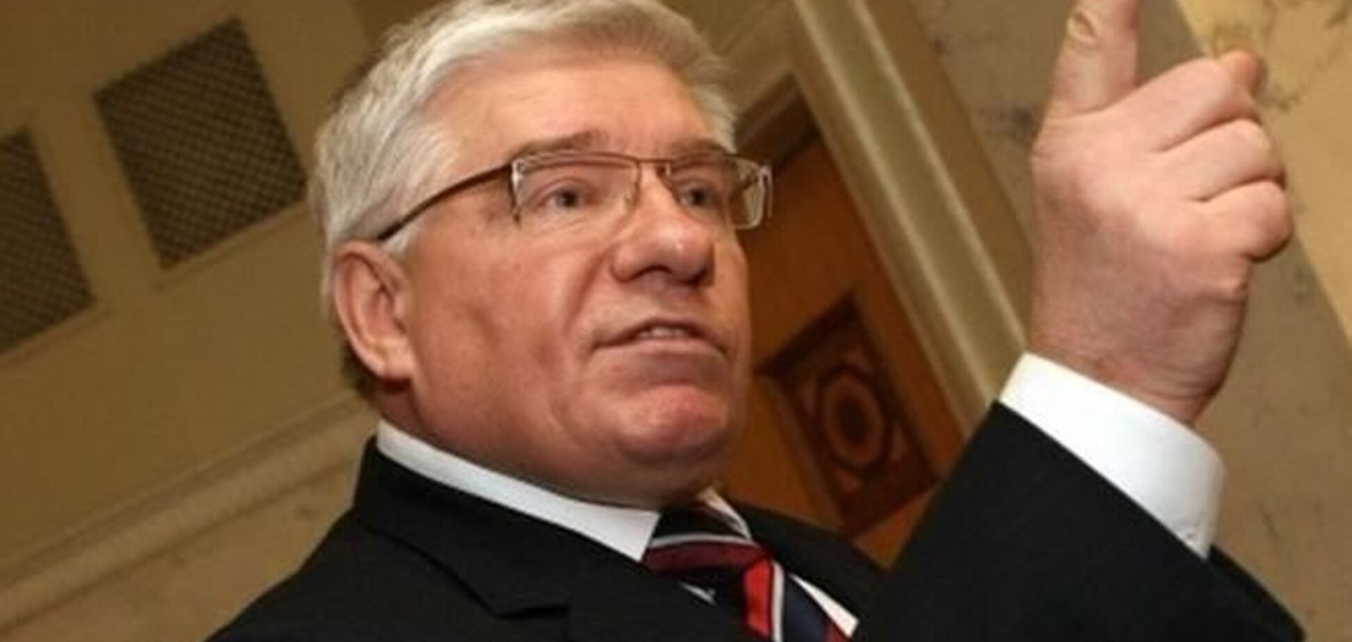 Чечетов заявив, що ПР не буде пропонувати Яценюку крісло прем'єра