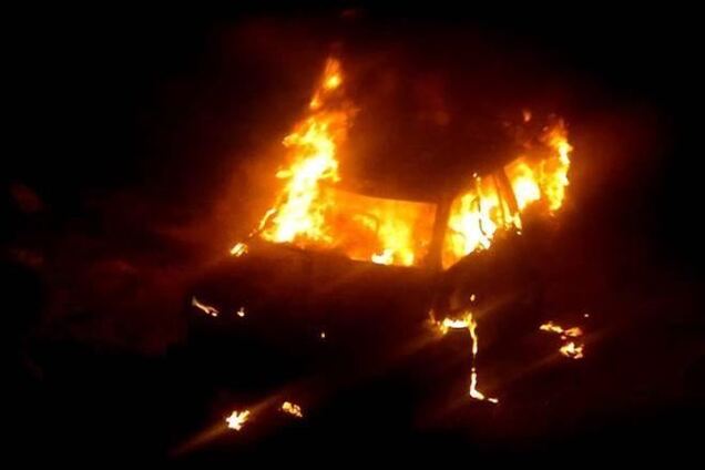 В Севастополе неизвестные сожгли авто ударовца